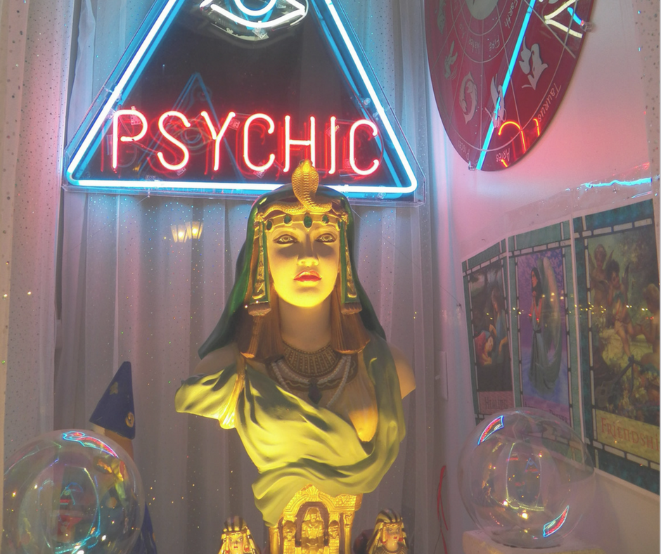 Tips to help you find a real psychic