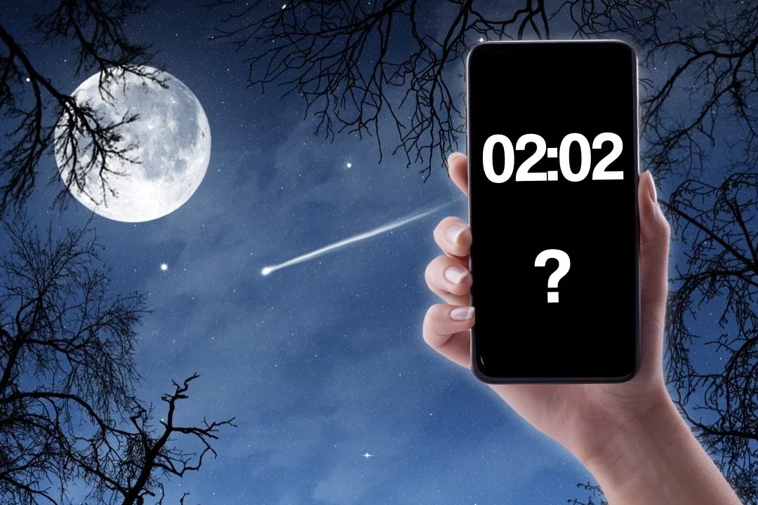 Que signifie vraiment voir 02h02 sur votre horloge ?